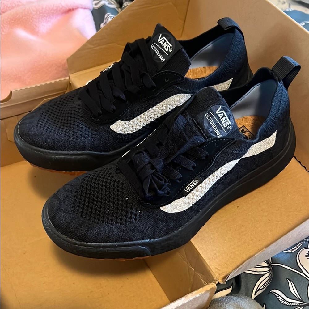 Vans women’s or Men's Black and White vr3 ultra range Vans! Love these!